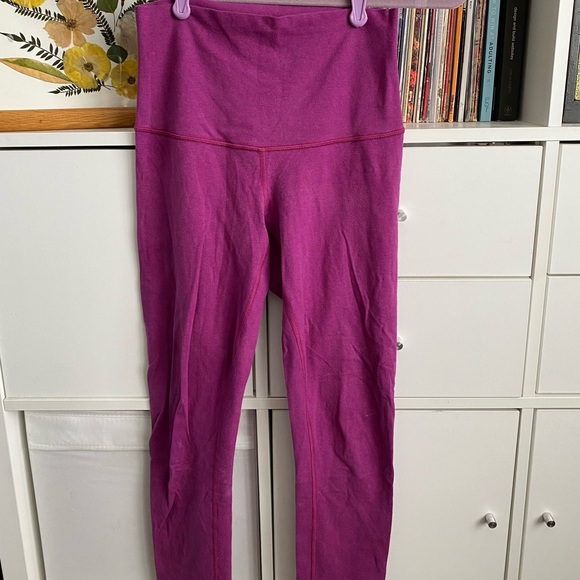 LULULEMON Wunder Under Crop II Cotton* -Regal Plum - Picture 3 of 6